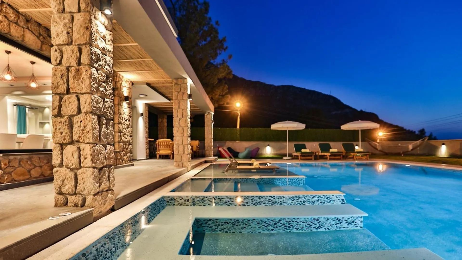 Oludeniz 4 Bedroom Villa - 9318 费特希耶