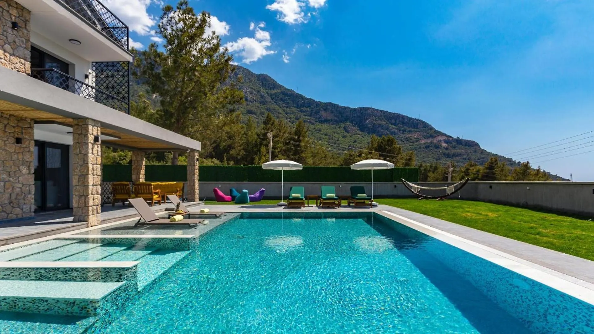 Oludeniz 4 Bedroom Villa - 9318 费特希耶